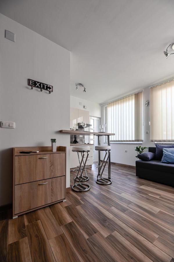 Remi Apartment Sukosan Exterior photo